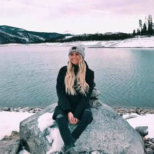 Meet your Posher, Jacy